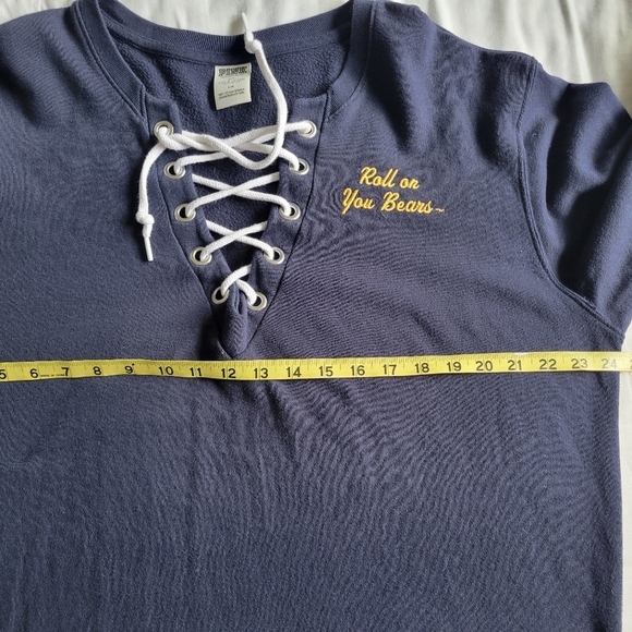 Pink Victoria's Secret Sweater. - Picture 6 of 7